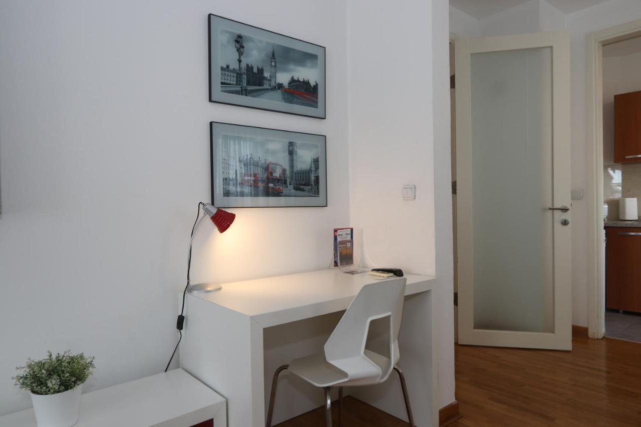New Belgrade Apartment Belville, Parking 5 Evra Dan ภายนอก รูปภาพ