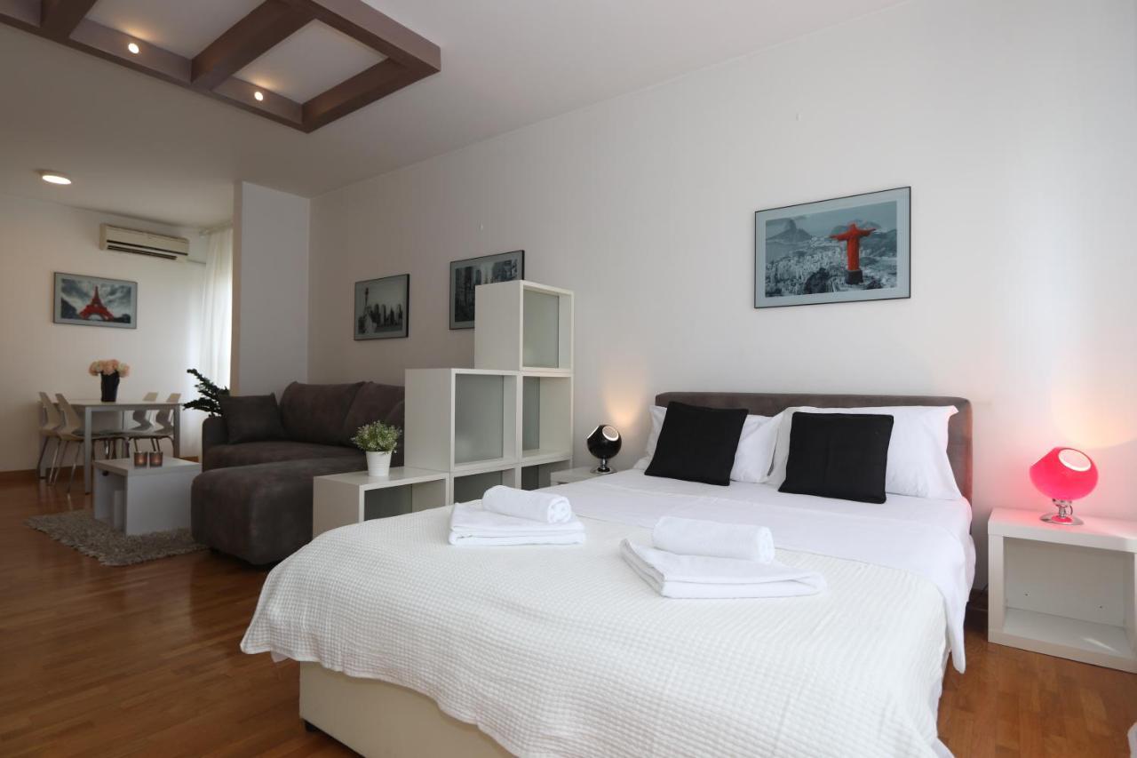 New Belgrade Apartment Belville, Parking 5 Evra Dan ภายนอก รูปภาพ