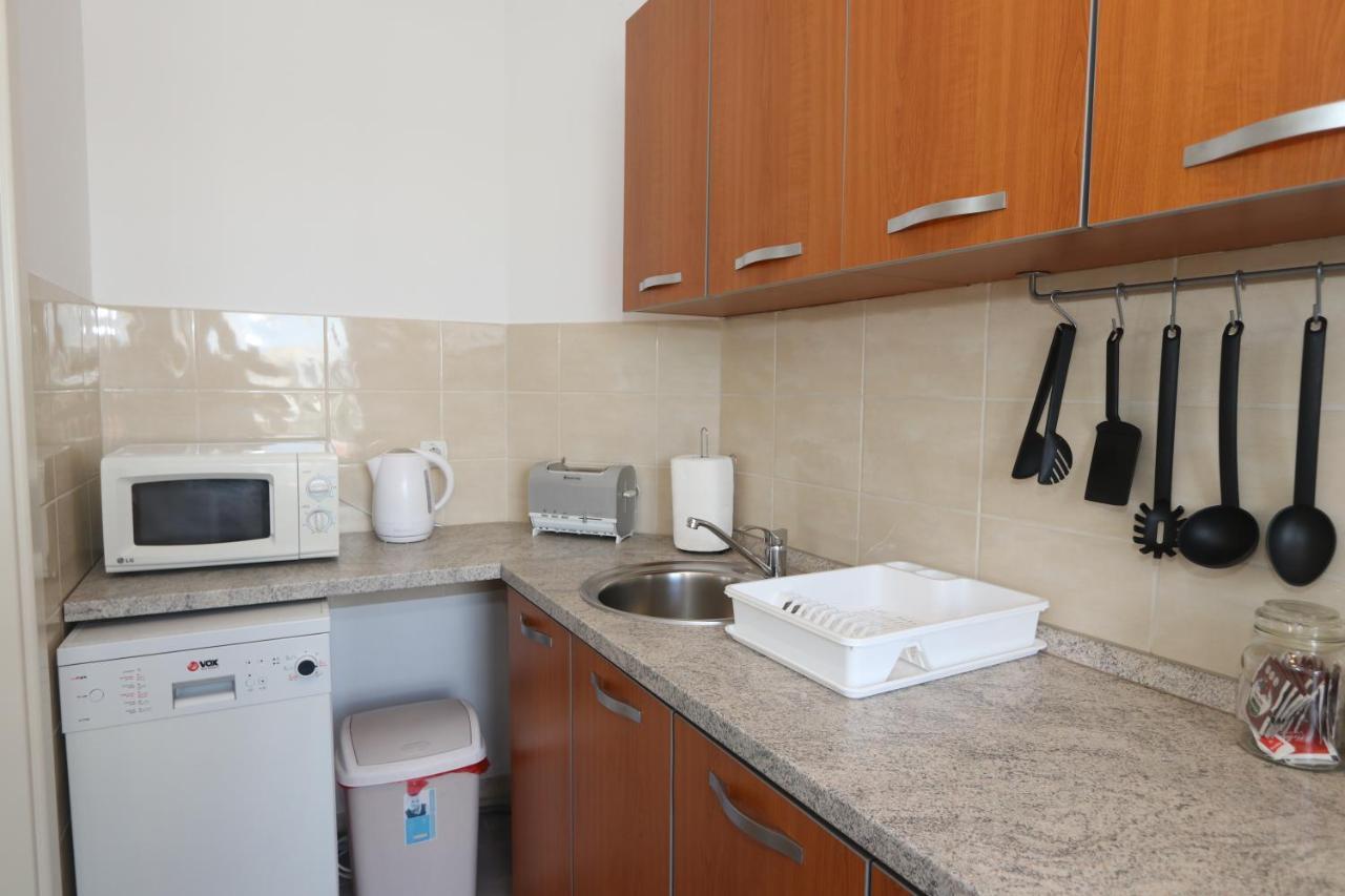 New Belgrade Apartment Belville, Parking 5 Evra Dan ภายนอก รูปภาพ